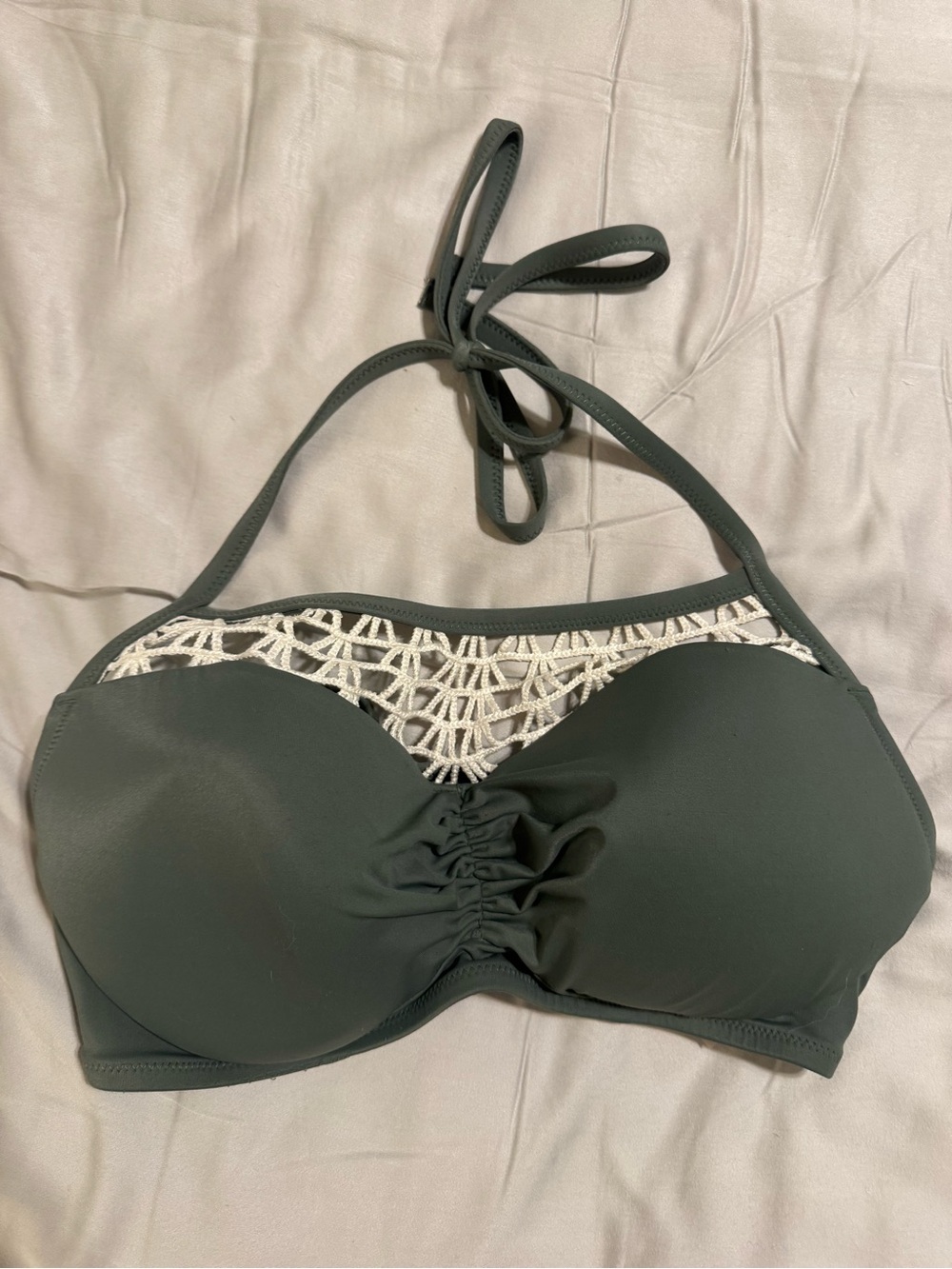 Shade & Shore Dark Green Halter Bandeau Bikini Top with Cream Crochet